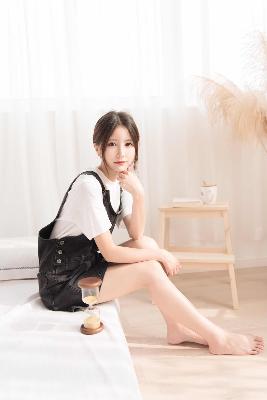 黑色天鹅绒1976意大利